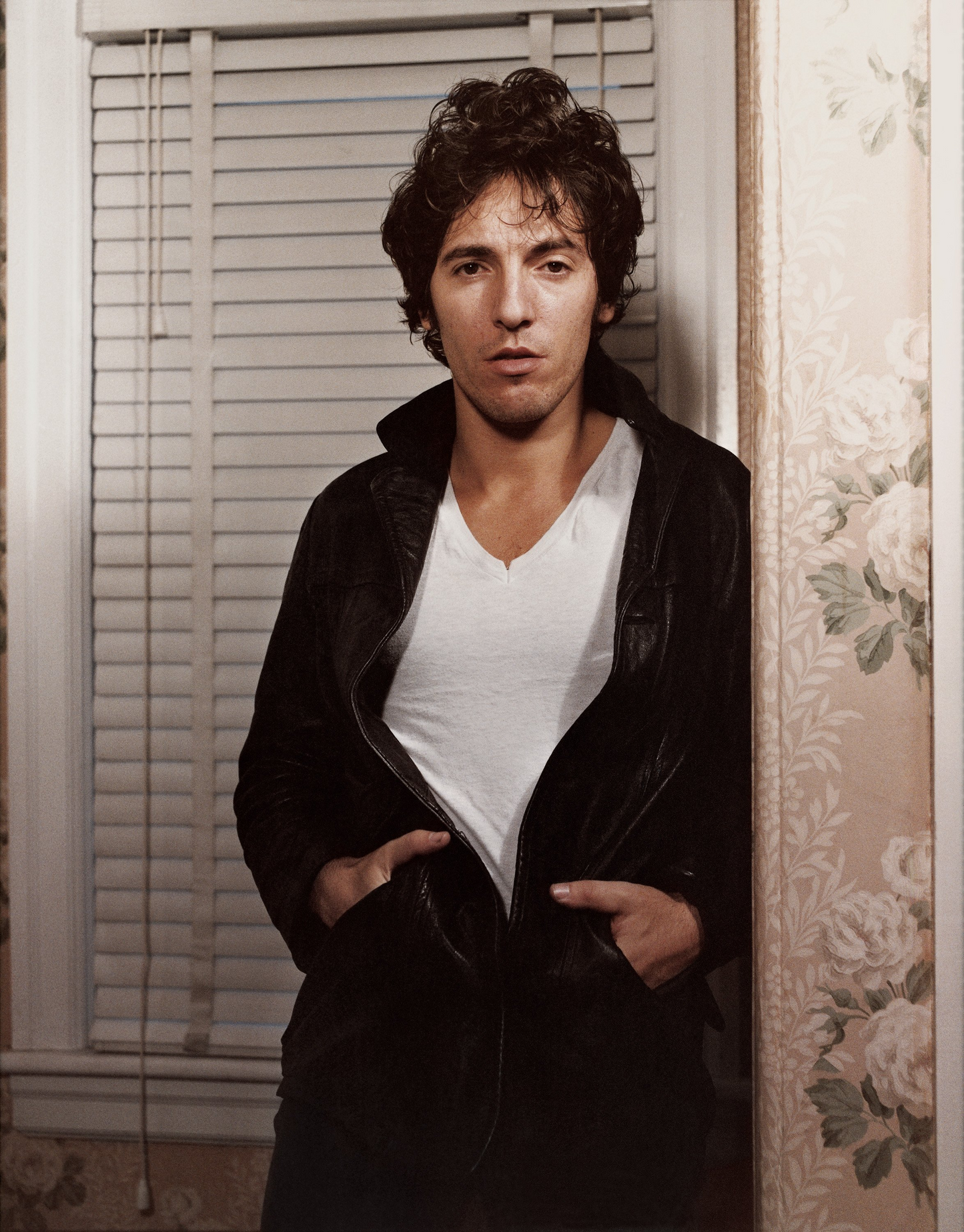 BRUCE SPRINGSTEEN DARKNESS FRONT COVER 1978