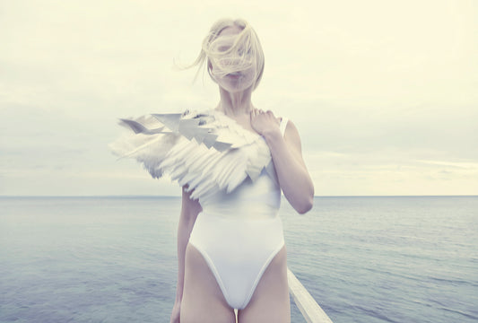 Whisper of the white horizon